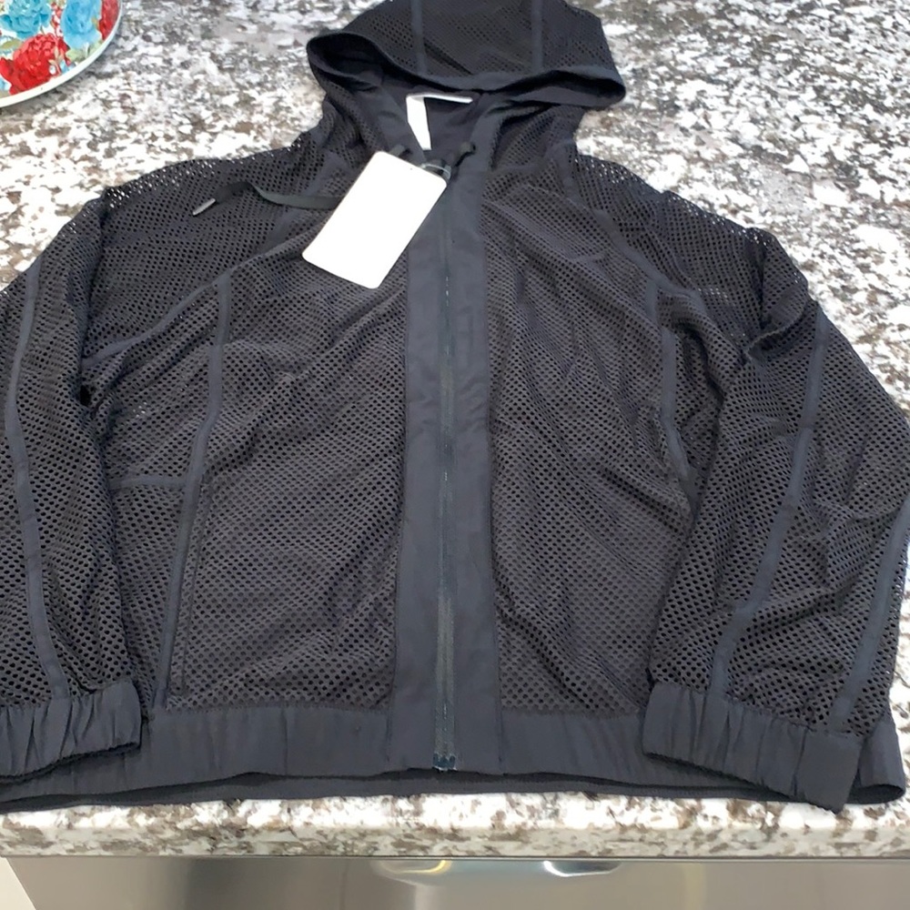Lululemon mesh on mesh jacket size 10 brand new